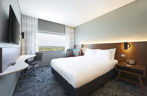 Holiday Inn Express Melbourne Southbank, An IHG Hotel - Accommodation Main Beach 1
