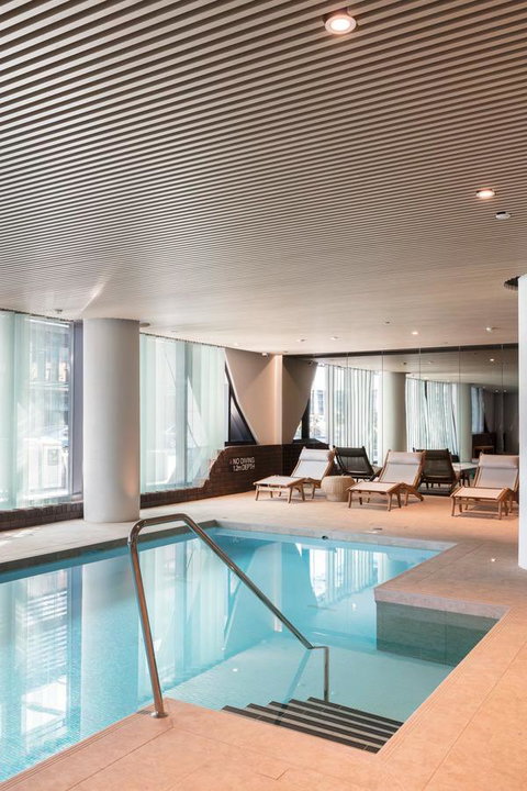 Winston Apartments Docklands - Accommodation Main Beach 16