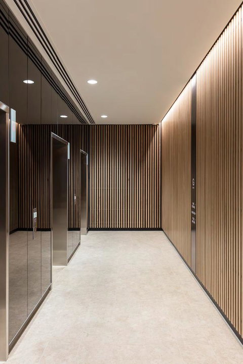 Winston Apartments Docklands - Accommodation Main Beach 19