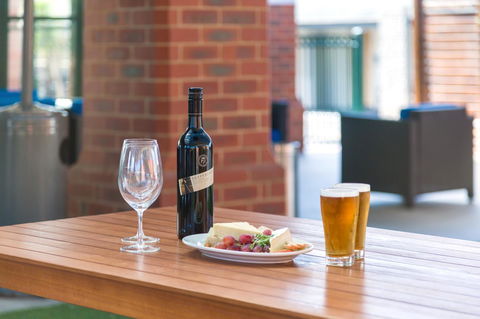 All Seasons Resort Hotel Bendigo - Accommodation Main Beach 42