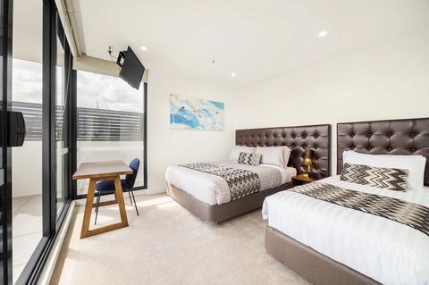 Whitehorse Apartments Hotel - Accommodation Main Beach 41