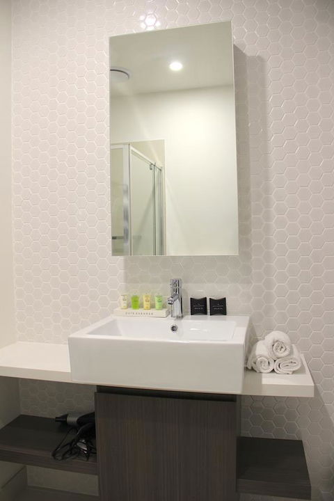 Whitehorse Apartments Hotel - Accommodation Main Beach 23