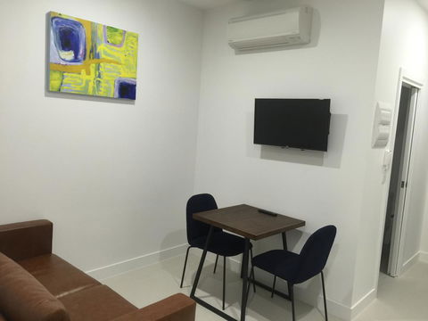 Whitehorse Apartments Hotel - Accommodation Main Beach 32