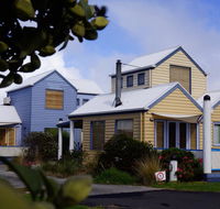 Rayville Boat Houses - Accommodation Main Beach