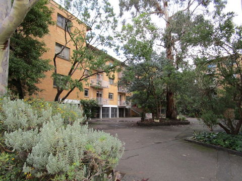 North Melbourne Retreat - Accommodation Main Beach 18