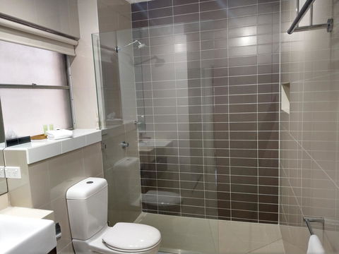 North Melbourne Retreat - Accommodation Main Beach 9