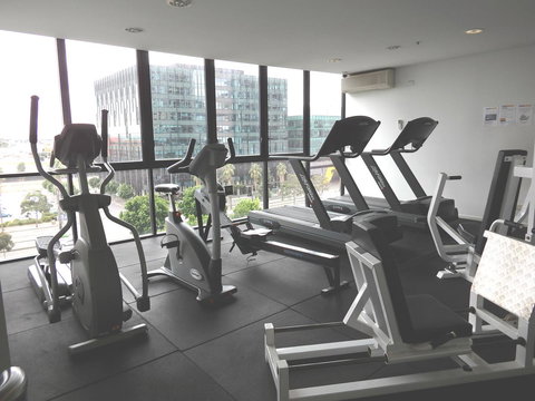 AKOM AT Docklands - Accommodation Main Beach 35