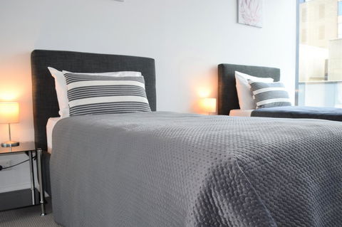 Executive Stay Little Collins Street - Accommodation Main Beach 6