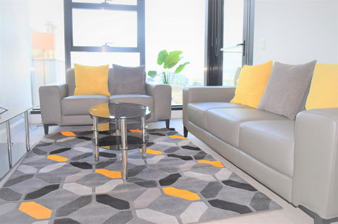 Executive Stay Little Collins Street - Accommodation Main Beach 9