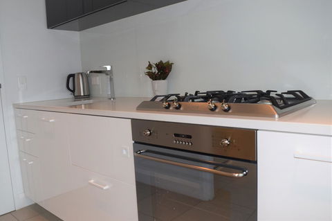 Executive Stay Little Collins Street - Accommodation Main Beach 2