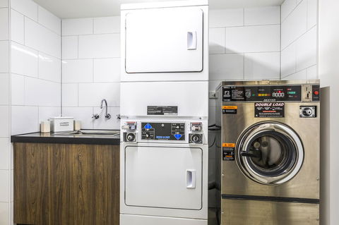 Hotel Indigo Melbourne On Flinders, An IHG Hotel - Accommodation Main Beach 34