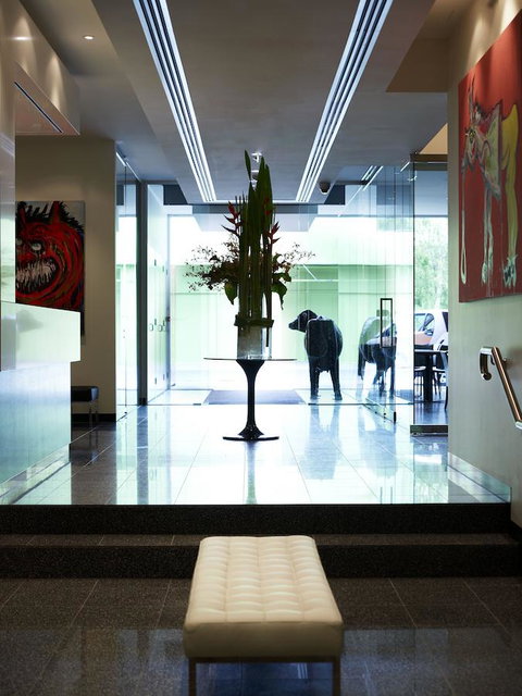 The Cullen Melbourne - Art Series - Accommodation Main Beach 36