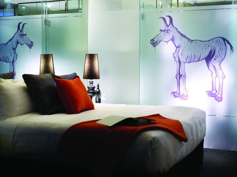 The Cullen Melbourne - Art Series - Accommodation Main Beach 31