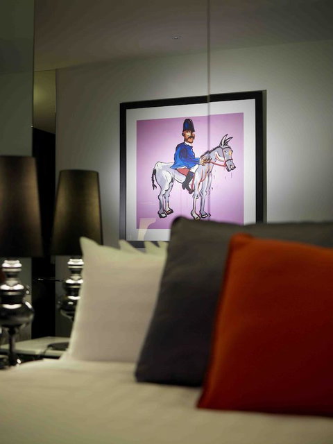 The Cullen Melbourne - Art Series - Accommodation Main Beach 10