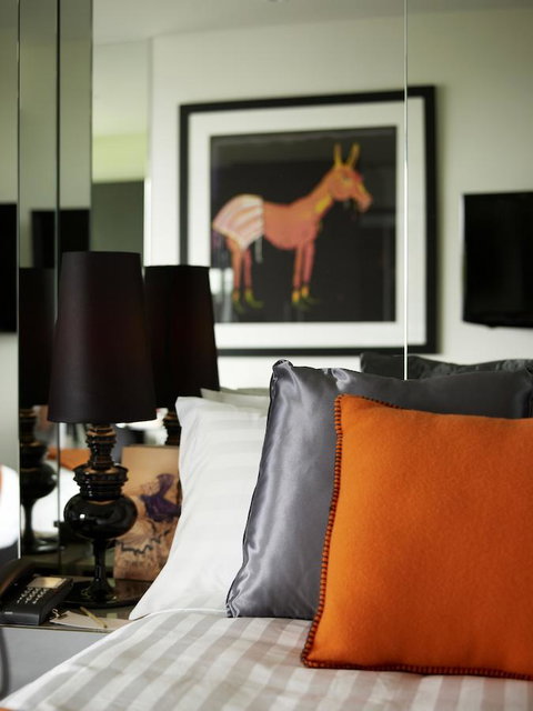 The Cullen Melbourne - Art Series - Accommodation Main Beach 8