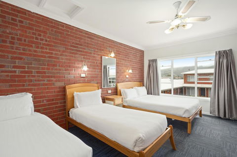 The International Motel Apollo Bay - Accommodation Main Beach 25