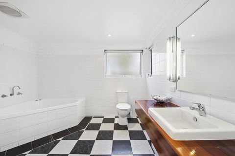 The International Motel Apollo Bay - Accommodation Main Beach 22