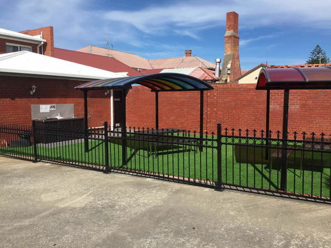 The International Motel Apollo Bay - Accommodation Main Beach 7