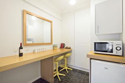 The International Motel Apollo Bay - Accommodation Main Beach 27