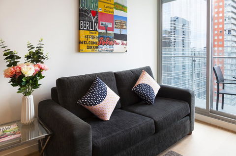 AKOM Melbourne - Accommodation Main Beach 33