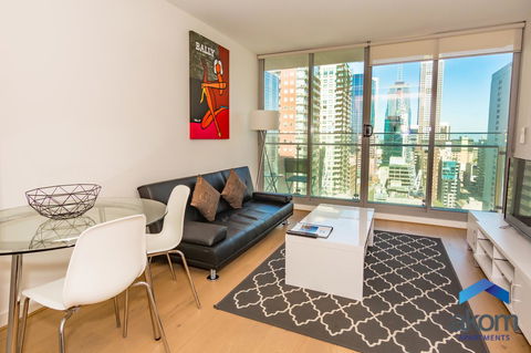 AKOM Melbourne - Accommodation Main Beach 21