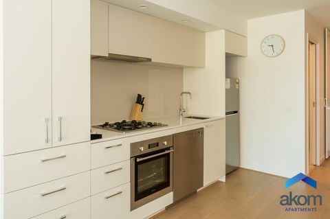 AKOM Melbourne - Accommodation Main Beach 18