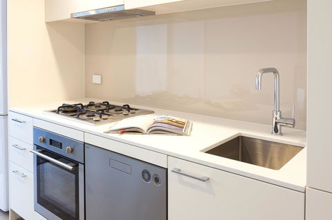 AKOM Melbourne - Accommodation Main Beach 34