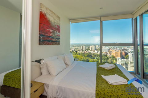 AKOM Melbourne - Accommodation Main Beach 3