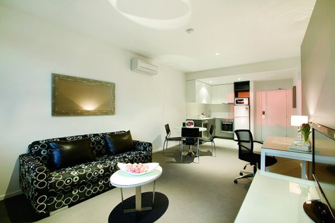 Punthill Oakleigh - Accommodation Main Beach 5