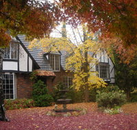 Merrimeet Cottages - Accommodation Main Beach