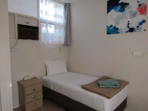 Twin City Motor Inn - Accommodation Main Beach 12