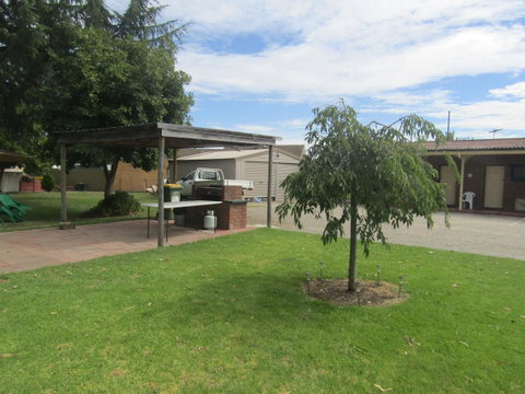 Twin City Motor Inn - Accommodation Main Beach 9