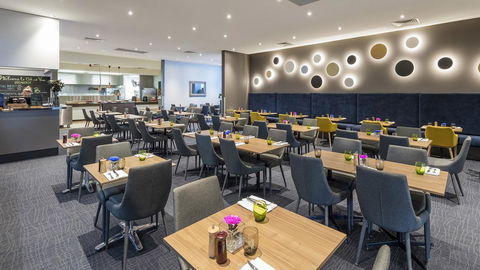 Oaks Melbourne On Market Hotel - Accommodation Main Beach 4