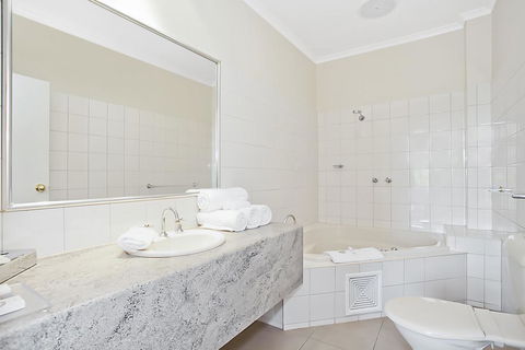 Quality Inn & Suites The Menzies - Accommodation Main Beach 31