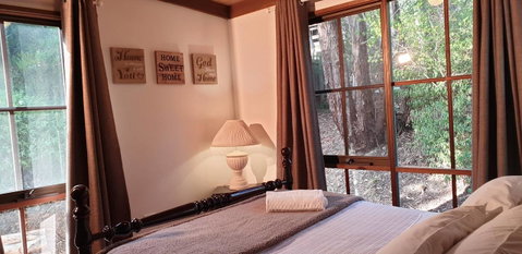 Day Dream Cottage - Accommodation Main Beach 3