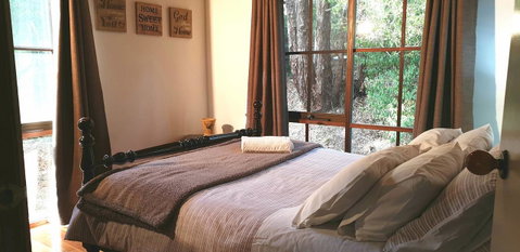 Day Dream Cottage - Accommodation Main Beach 5