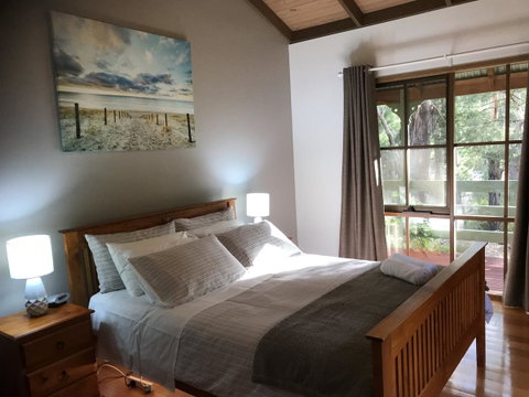 Day Dream Cottage - Accommodation Main Beach 19