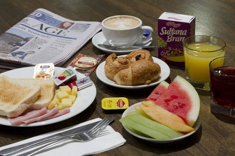 Causeway 353 Hotel - Accommodation Main Beach 18