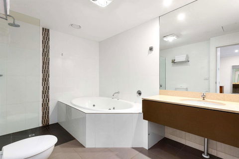 Quality Hotel Bayside Geelong - Accommodation Main Beach 21