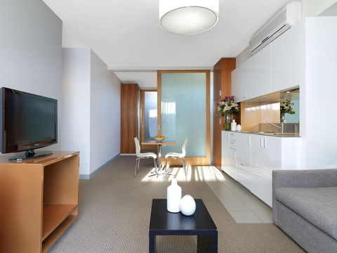 Adina Apartment Hotel St Kilda Melbourne - Accommodation Main Beach 29