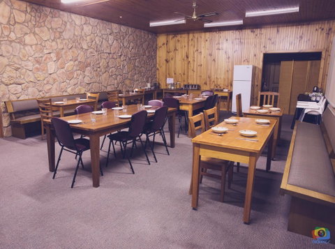 Amara Springs Guest House - Accommodation Main Beach 22