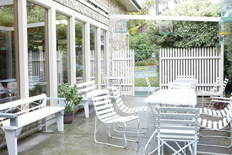 Amara Springs Guest House - Accommodation Main Beach 31