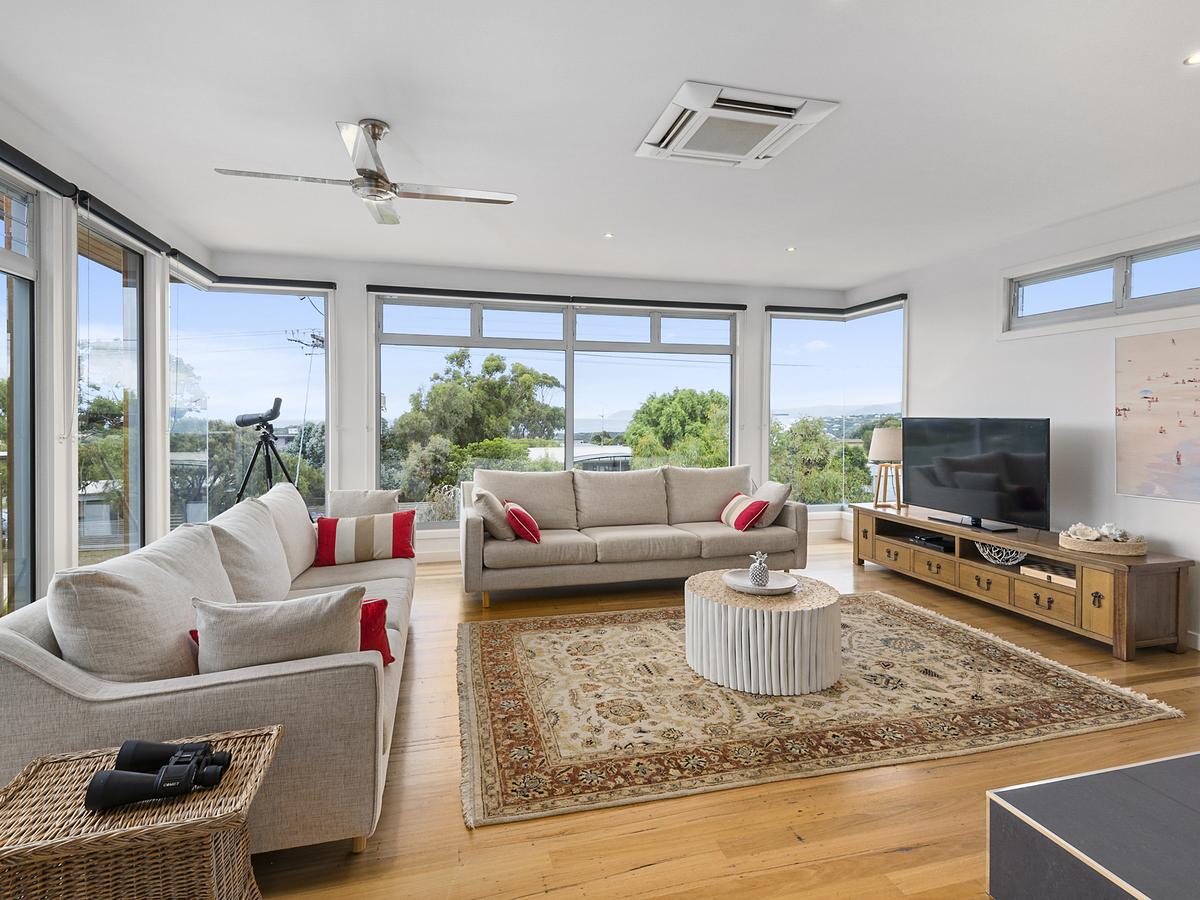 Aireys Inlet VIC Accommodation Main Beach