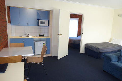 Torquay Tropicana Motel - Accommodation Main Beach 18