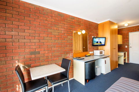 Torquay Tropicana Motel - Accommodation Main Beach 28