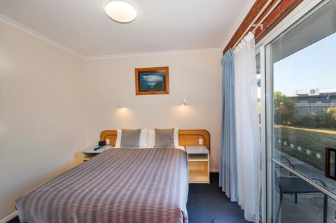 Torquay Tropicana Motel - Accommodation Main Beach 20