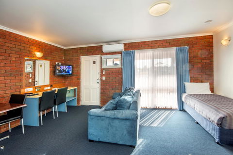 Torquay Tropicana Motel - Accommodation Main Beach 23