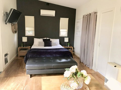 The Nature Resort Villas - Accommodation Main Beach 7