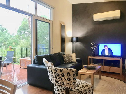 The Nature Resort Villas - Accommodation Main Beach 17