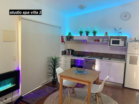 The Nature Resort Villas - Accommodation Main Beach 2